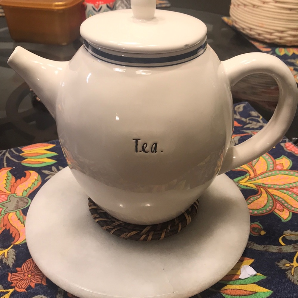Rae Dunn Tea Kettle Pot